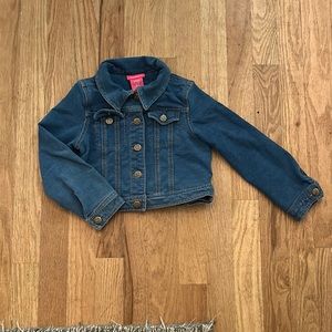 Cotton blend Jean jacket for kids. Size S5/6. Very soft.